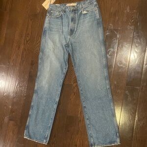 GRLFRND Super-High Rise Slim Straight Size 31